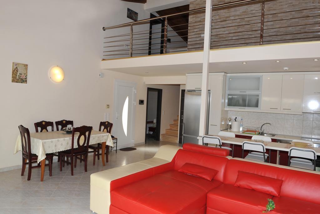 Villa Poulades Gouvia Bilik gambar